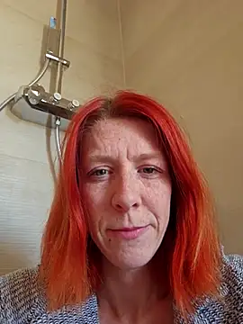 Snapshot of Mymiesexy chatting on 03-22-26, 09:45 Mymiesexy online show from 03-22-26, 09:45