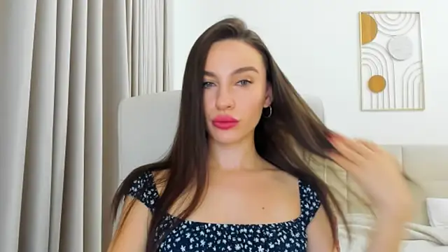 Sunshine Eva online show from 10-10-25, 06:18