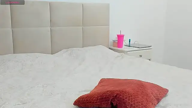 Sunshine Eva online show from 10-21-25, 05:13