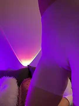 Snapshot of BarbieXs chatting on 12-10-24, 12:16 BarbieXs online show from 12-10-24, 12:16