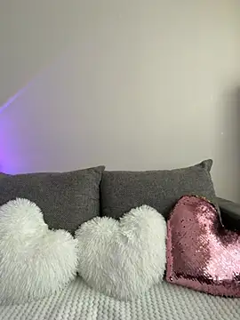 BarbieXs online show from 05-16-26, 08:55