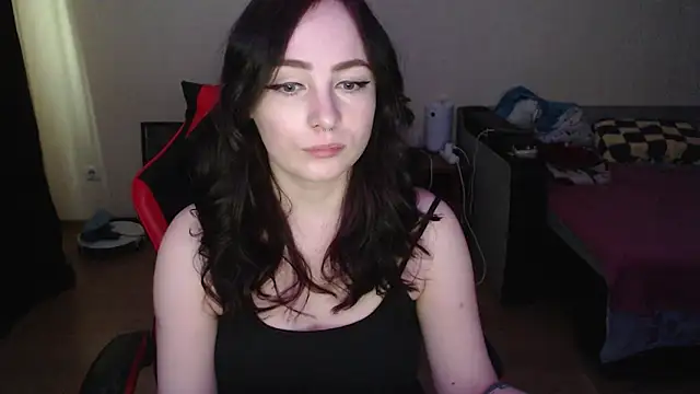 Laralianna online show from 03-19-26, 09:24