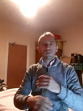 Snapshot of theSmallest-dick chatting on 01-13-25, 11:49 theSmallest-dick online show from 01-13-25, 11:49