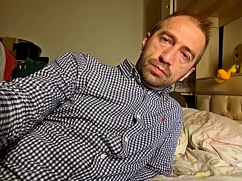 Snapshot of theSmallest-dick chatting on 09-22-25, 11:29 theSmallest-dick online show from 09-22-25, 11:29