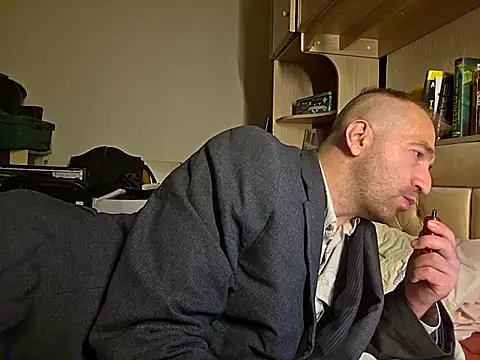 Snapshot of theSmallest-dick chatting on 09-29-25, 02:49 theSmallest-dick online show from 09-29-25, 02:49