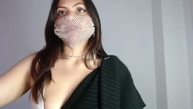 Snapshot of darika__ chatting on 12-03-24, 10:40 darika online show from 12-03-24, 10:40