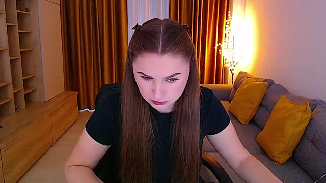  Mia Adams online show from 04-15-26, 10:00