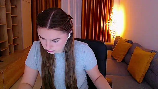  Mia Adams online show from 04-21-26, 06:31