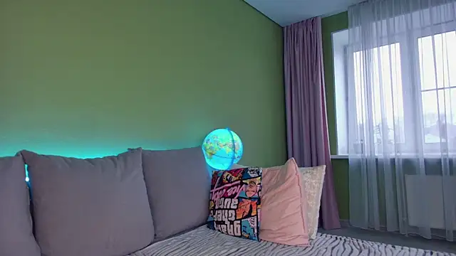 Cuddle Cat online show from 02-01-25, 07:15