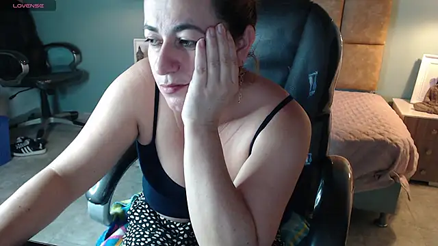 Barbiegomez online show from 01-25-25, 03:19