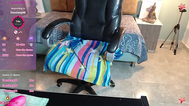 Barbiegomez online show from 02-05-25, 06:24