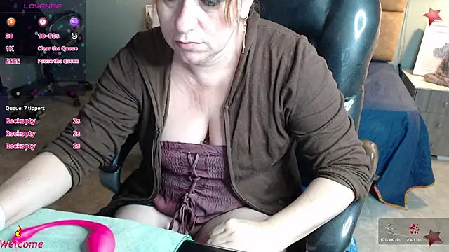 Barbiegomez online show from 02-08-25, 07:15