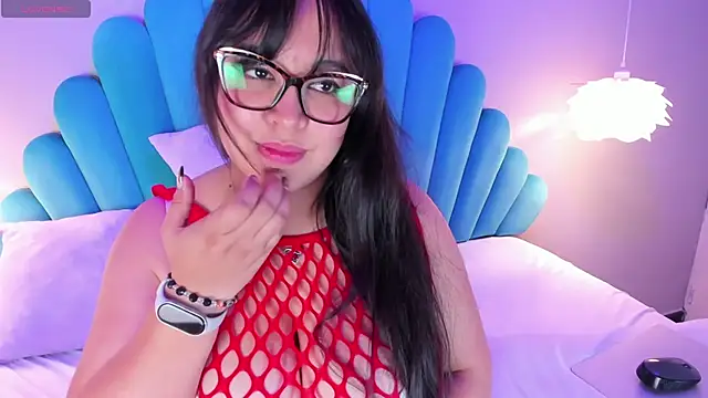 Snapshot of Dulce_26_ chatting on 02-27-25, 08:20 Dulce 26 online show from 02-27-25, 08:20