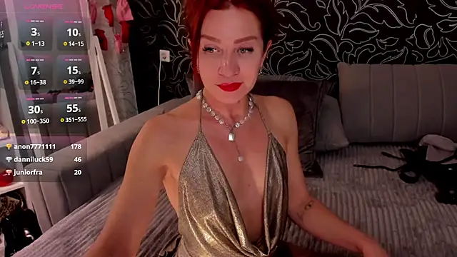 Jullia Moor online show from 01-29-25, 07:46