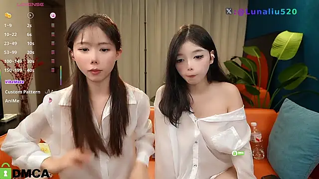 Snapshot of Luna520 chatting on 10-15-25, 01:00 Luna520 online show from 10-15-25, 01:00