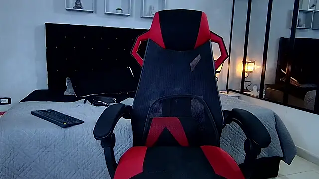 tyler hank01 online show from 03-13-25, 04:45