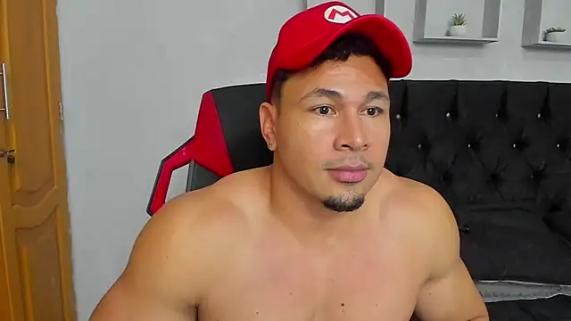 tyler hank01 online show from 07-13-26, 05:16