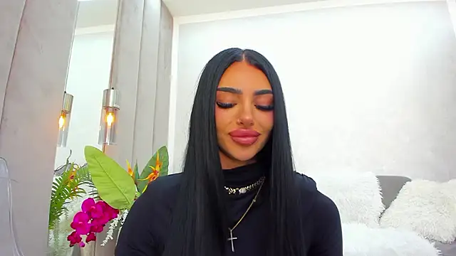 Britney Charm  online show from 03-10-26, 07:35