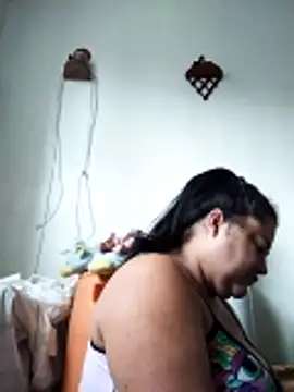 Snapshot of Monseratte21 chatting on 11-28-25, 12:41 Monseratte21 online show from 11-28-25, 12:41