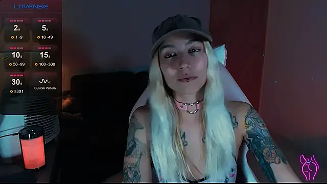 Saucy Jenn online show from 12-07-24, 05:48