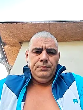 Snapshot of sile2000nou chatting on 07-12-26, 05:09 sile2000nou online show from 07-12-26, 05:09