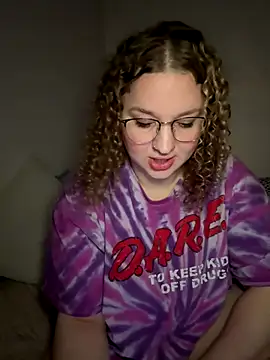 Snapshot of EmmieRae chatting on 09-22-25, 06:15 EmmieRae online show from 09-22-25, 06:15