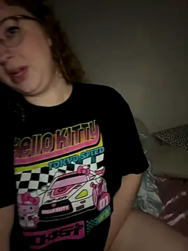 Snapshot of EmmieRae chatting on 09-28-25, 04:40 EmmieRae online show from 09-28-25, 04:40