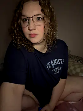 Snapshot of EmmieRae chatting on 10-02-25, 12:50 EmmieRae online show from 10-02-25, 12:50