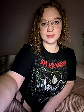 Snapshot of EmmieRae chatting on 12-02-25, 05:13 EmmieRae online show from 12-02-25, 05:13