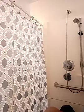 Snapshot of JGRisk chatting on 01-17-25, 03:55 JGRisk online show from 01-17-25, 03:55