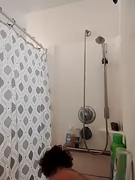 Snapshot of JGRisk chatting on 12-02-25, 01:05 JGRisk online show from 12-02-25, 01:05