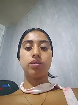 Valentinne z online show from 02-01-25, 02:02