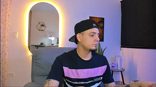 alejandro calderon1 online show from 02-19-26, 04:19