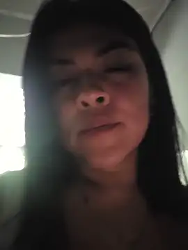 Hannah-grace online show from 11-20-25, 01:11