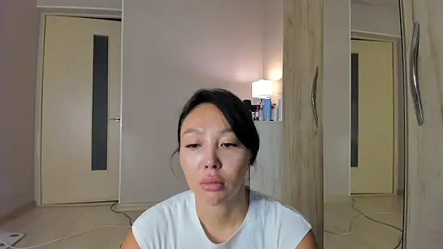 Snapshot of keiko_hot chatting on 06-07-26, 03:43 keiko hot online show from 06-07-26, 03:43