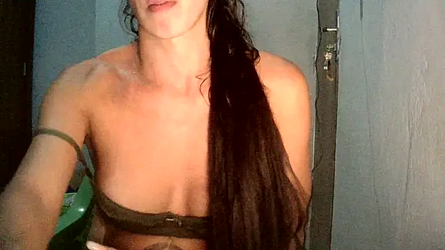 AlexiaDuucan online show from 09-26-25, 12:14