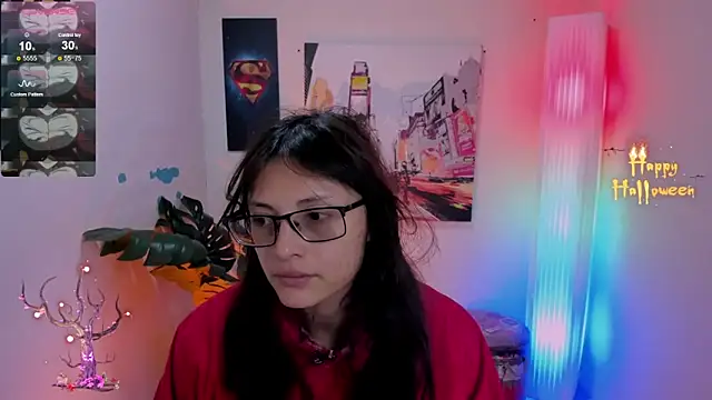 Kyomi chang online show from 11-15-25, 12:34