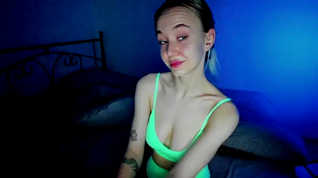 Snapshot of SexyCocobutt chatting on 02-01-25, 10:26 SexyCocobutt online show from 02-01-25, 10:26