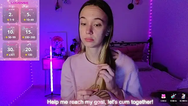 Snapshot of SexyCocobutt chatting on 10-15-25, 09:31 SexyCocobutt online show from 10-15-25, 09:31