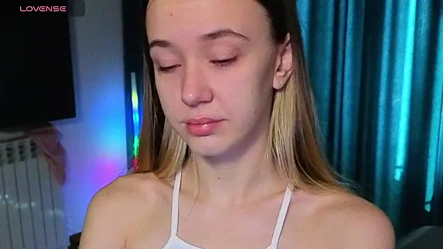 Snapshot of SexyCocobutt chatting on 11-08-25, 08:36 SexyCocobutt online show from 11-08-25, 08:36