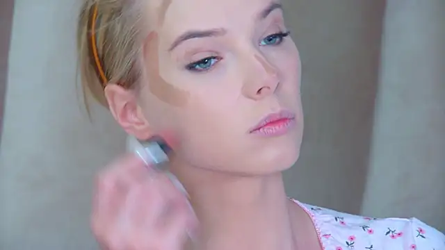 Snapshot of GentleRossi chatting on 12-18-25, 01:50 GentleRossi online show from 12-18-25, 01:50