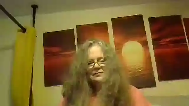 Snapshot of DestineeLoverGirl chatting on 07-01-26, 12:40 DestineeLoverGirl online show from 07-01-26, 12:40