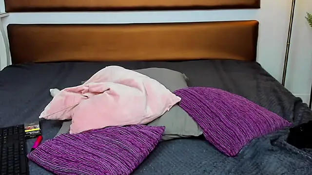 KatniseBabe online show from 02-22-25, 11:02