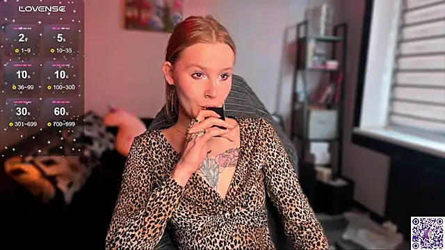 Chanel Gill online show from 11-05-25, 11:21