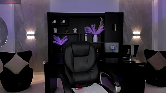 Snapshot of JennaOlsonX chatting on 12-03-25, 06:06 JennaOlsonX online show from 12-03-25, 06:06