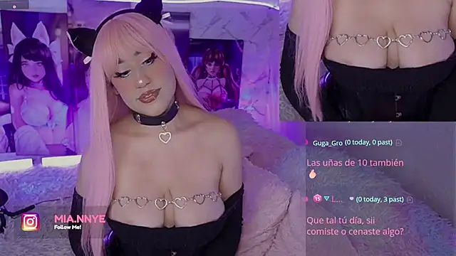 MiaMammie online show from 12-19-24, 04:02