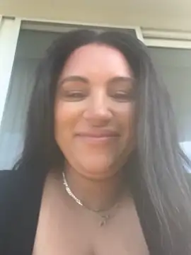 MeghanXO online show from 09-10-25, 01:55