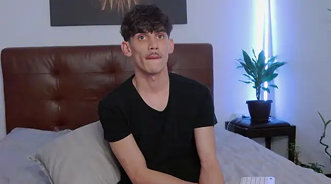 DanielCrush1 online show from 02-13-25, 03:14