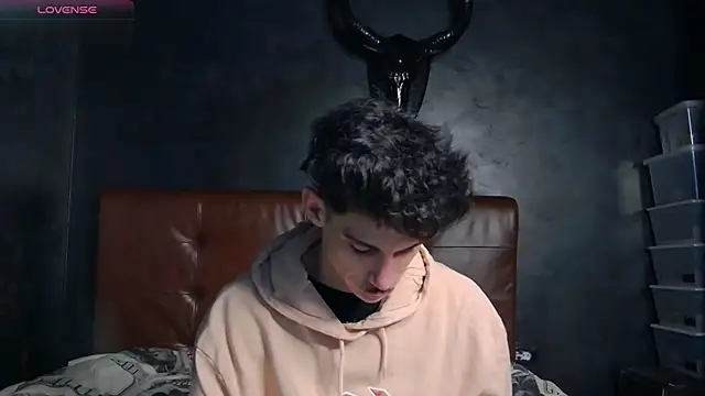 Snapshot of DanielCrush1 chatting on 02-07-26, 07:45 DanielCrush1 online show from 02-07-26, 07:45