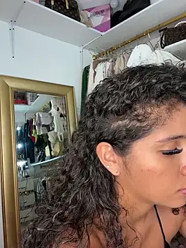 stormyy  online show from 03-19-25, 07:49